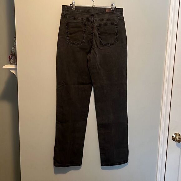 Lee Women's Black Classic Relaxed Fit Stretch Dark Wash Ankle Jeans - Picture 3 of 6